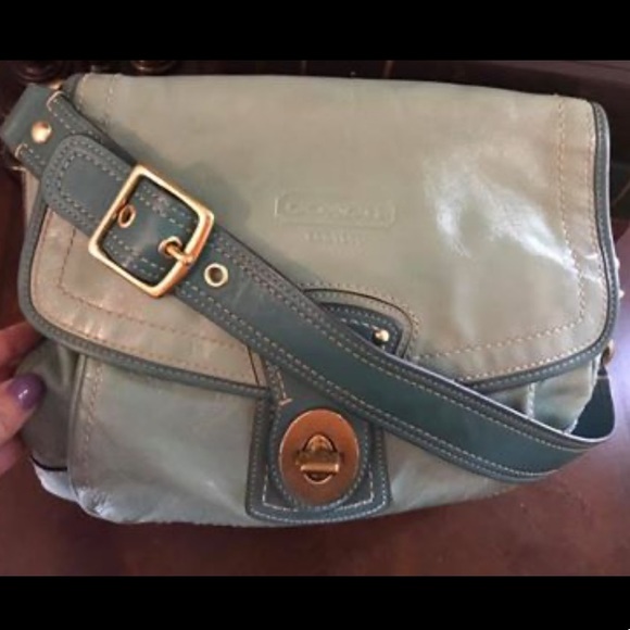 Coach Legacy Ali F13370 - Picture 1 of 7